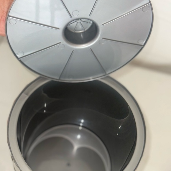 Ice Bucket with Tong And Cover Disco Party Beverage Grinds Cooling - Picture 4 of 8